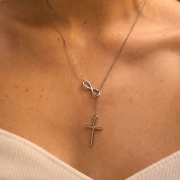 PLENA Naszyjniki.jpg