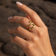 Wodoodporny Pierścionek PLENA Apat złoty.jpg