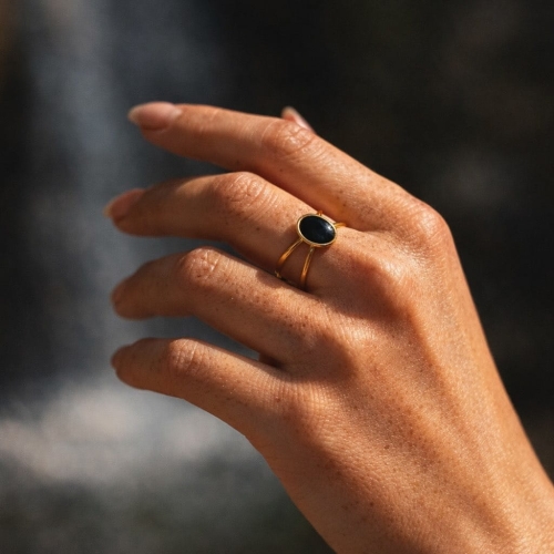 Wodoodporny pierścionek Noira.jpg