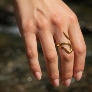 Wodoodporny pierścionek Sora.jpg