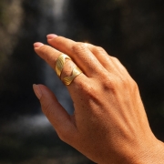 Wodoodporny pierścionek Marea Shell.jpg