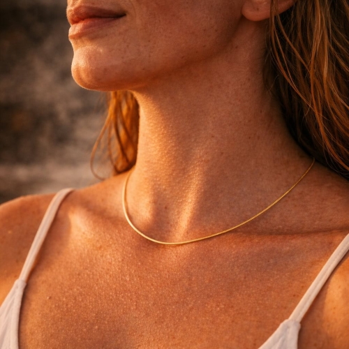 Wodoodporny naszyjnik Simple złoty .jpg