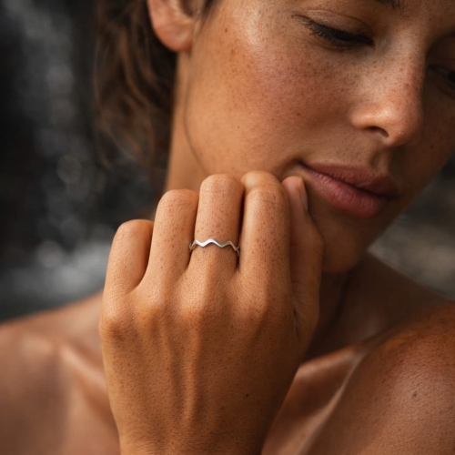 Pierścionek GEO srebrny PLENA.jpg